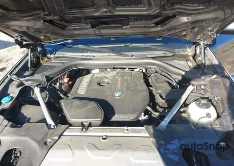 2018 BMW X3 xDrive30I z USA, uszkodzony, nr VIN 5UXTR9C59JLD74672